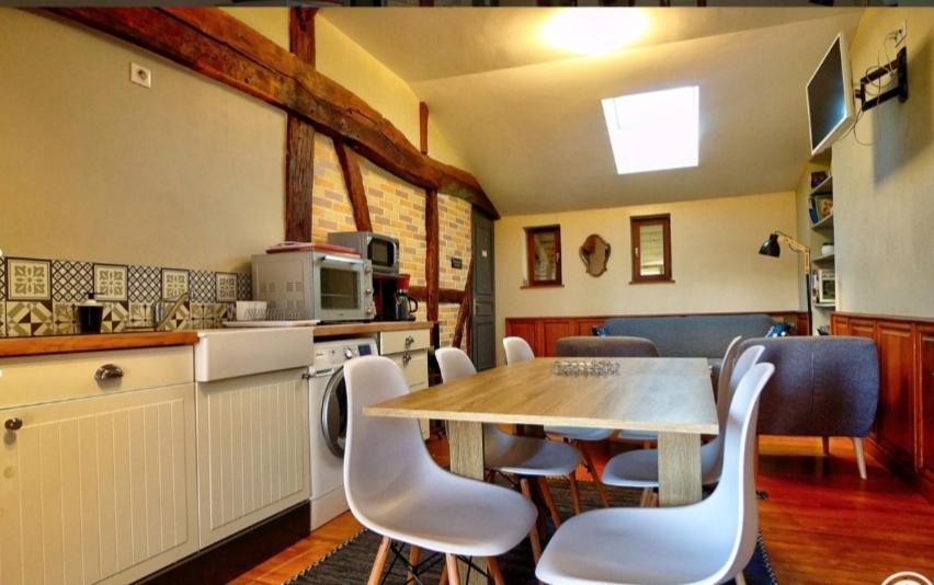 Chambres D'Hotes Les Vignes Montcet Екстериор снимка